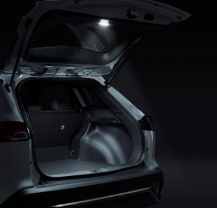 Toyota Corolla Cross Modellista_luggage compartment LED-2