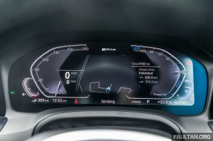 2021 G20 BMW 330e M Sport plug-in hybrid Malaysia_Int-11