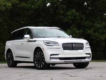 2022 Lincoln Aviator Review | Recapturing the mid-century magic