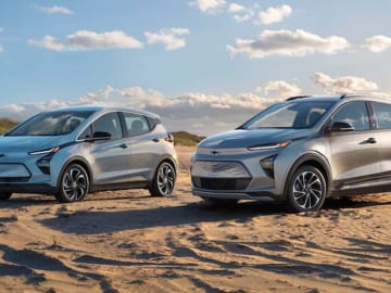 GM extends pause of Bolt EV and EUV production to mid-October