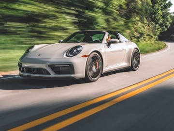 2022 Porsche 911 GTS First Drive Review | The ideal middle ground