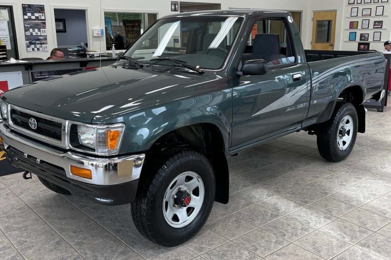 Pristine 84-Mile 1993 Toyota Pickup Barn Find Will Sell for So Much Money