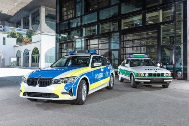 Bavarian BMW 3 Series Police Cars Get New Color Scheme